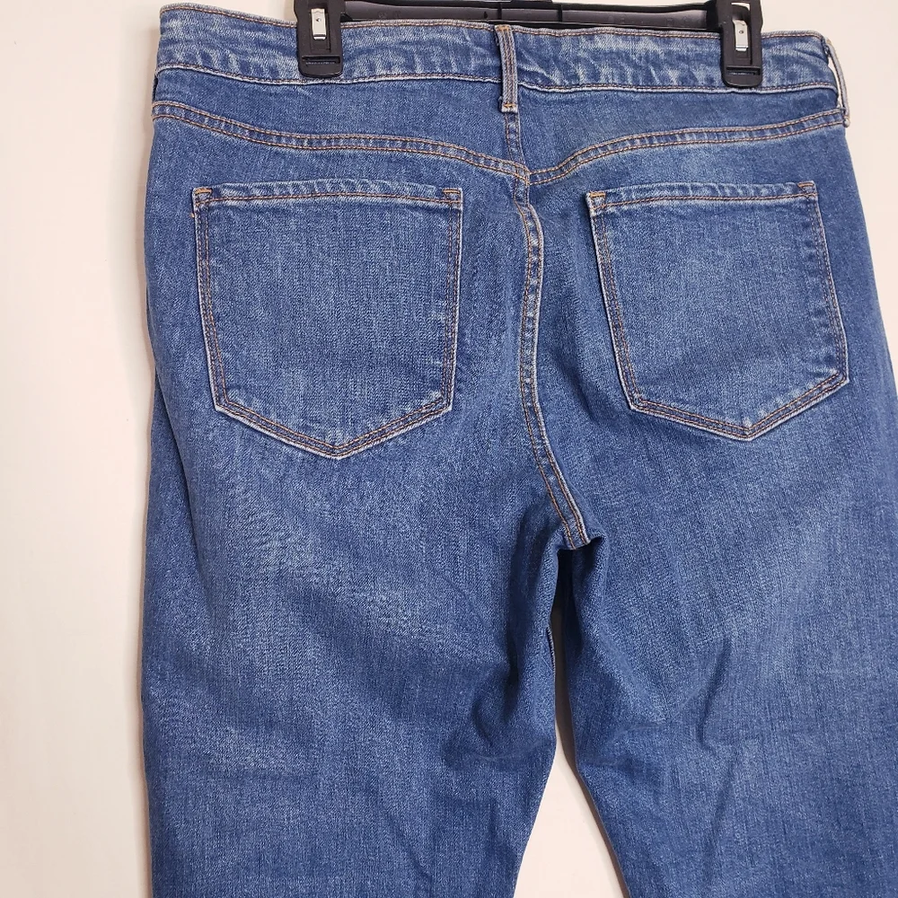 Old Navy Women's Straight Leg Jeans - Blue - Picture 5 of 10